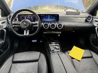 Mercedes A-klasse A200 nieuwe model AMG PANO SFEER picture 19