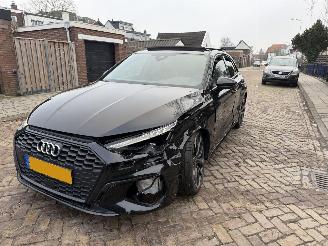 Voiture accidenté Audi A3 SPORTBACK 2021/1