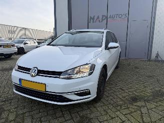 uszkodzony samochody osobowe Volkswagen Golf 1.6 TDI AUTOMAAT EURO 6 2019/1