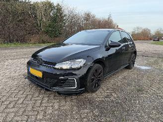 Volkswagen Golf 1.4 TSI GTE DSG picture 2