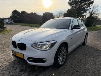 uszkodzony samochody osobowe BMW 1-serie 116i AUTOMAAT 2013/1