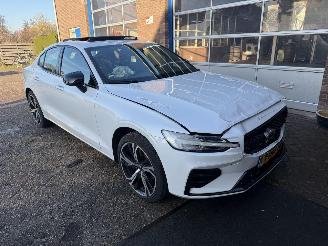 Volvo S-60 2.0 B4 Dark Edition R NAP!! picture 25