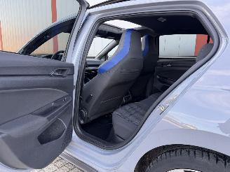 Volkswagen Golf 8 GTE PANO picture 23