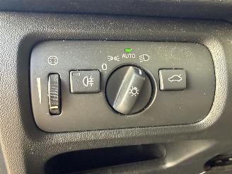 Volvo V-40 2.0 D2 R Design picture 18