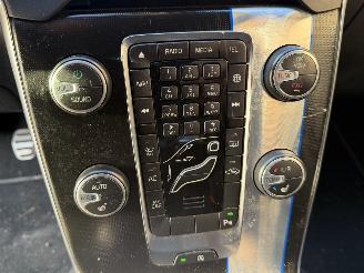 Volvo V-40 2.0 D2 R Design picture 20