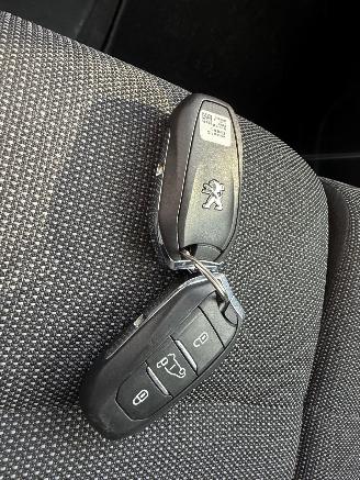 Peugeot Partner 1.5 BlueHDI 3 PERS! 100 S&S L1  NAP! picture 18