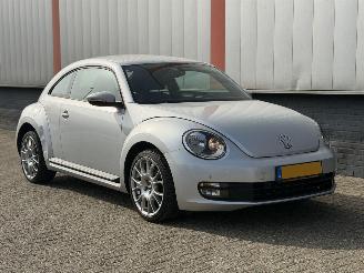 krockskadad bil auto Volkswagen Beetle 1.2 TSI Trend NAP! 2013/1