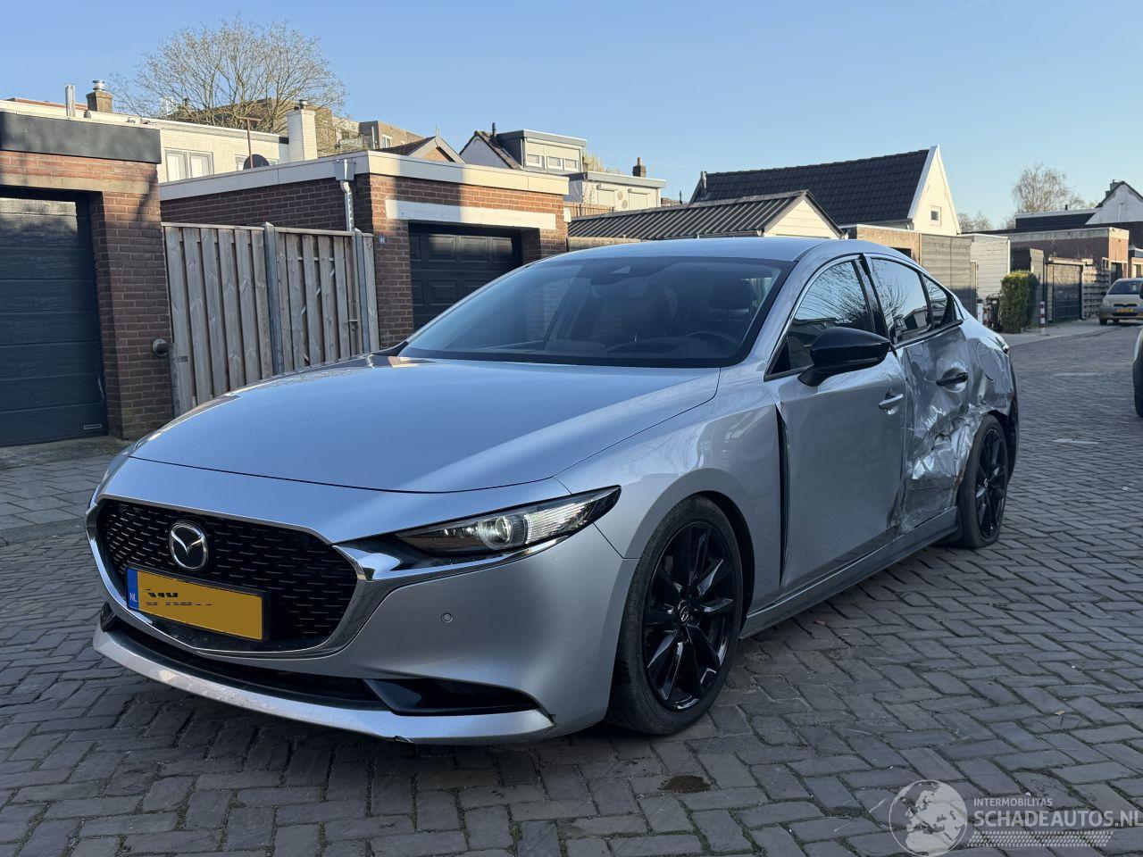 Mazda 3 2.0 e-SkyActiv-G M Hybrid 150 Sportive