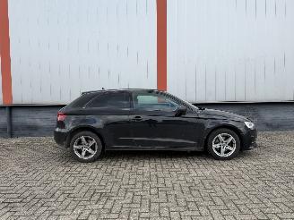 Audi A3 1.4 TFSI PANO picture 3