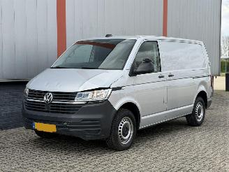Volkswagen Transporter 2.0 TDI L1H1 28 Bulli AUTOMAAT picture 23