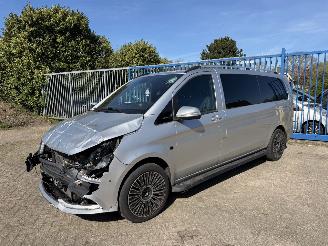 uszkodzony samochody osobowe Mercedes Vito 9 PERS 114 BlueTEC Pro Extra Lang EURO 6 2017/1
