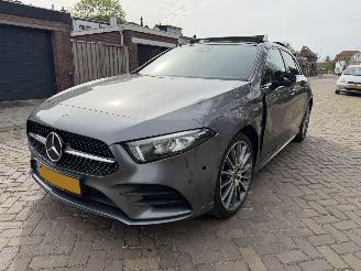 Mercedes A-klasse A250e AMG SFEER PANO picture 12