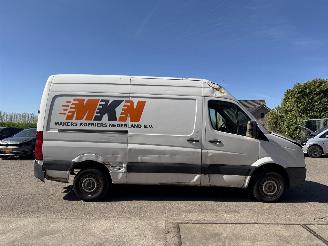 Volkswagen Crafter 30 2.0 TDI L2H2 BM picture 4