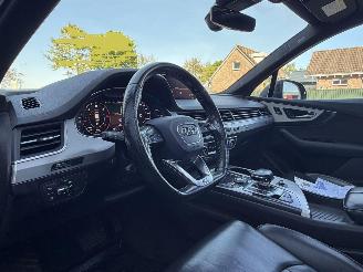 Audi Q7 3.0 TDI quattro S LINE PANO picture 20