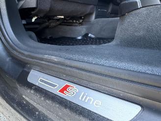 Audi Q7 3.0 TDI quattro S LINE PANO picture 37