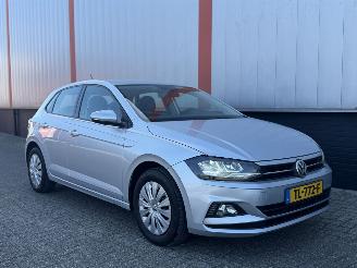 krockskadad bil auto Volkswagen Polo 1.6 TDI Comfortline 2018/1