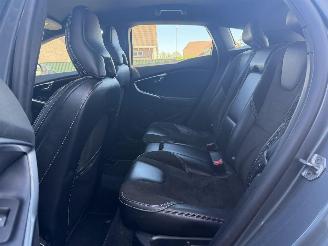 Volvo V-40 2.0 D2 R Design NAP picture 10