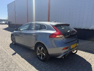 Volvo V-40 2.0 D2 R Design NAP picture 19