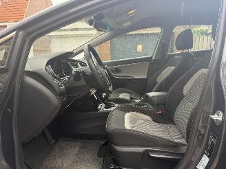 Kia Cee d AUTOMAAT picture 15