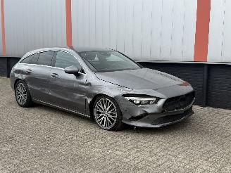Unfallwagen Mercedes Cla-klasse 180d Shooting brake AUTOMAAT 2019/1