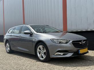 Auto incidentate Opel Insignia 1.6 CDTI Business Executive AUTOMAAT SPORTS TOURER 2019/1