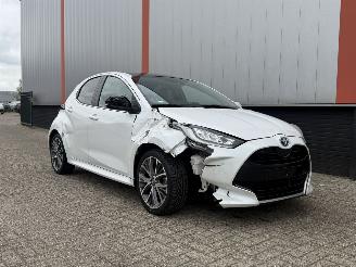 Avarii autoturisme Toyota Yaris 1.5 Hybrid glasdak automaat 2022/1