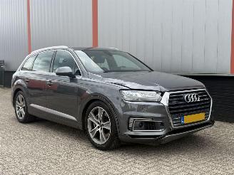 Unfallwagen Audi Q7 3.0 TDI E Tron QUATTRO S Line 2016/1