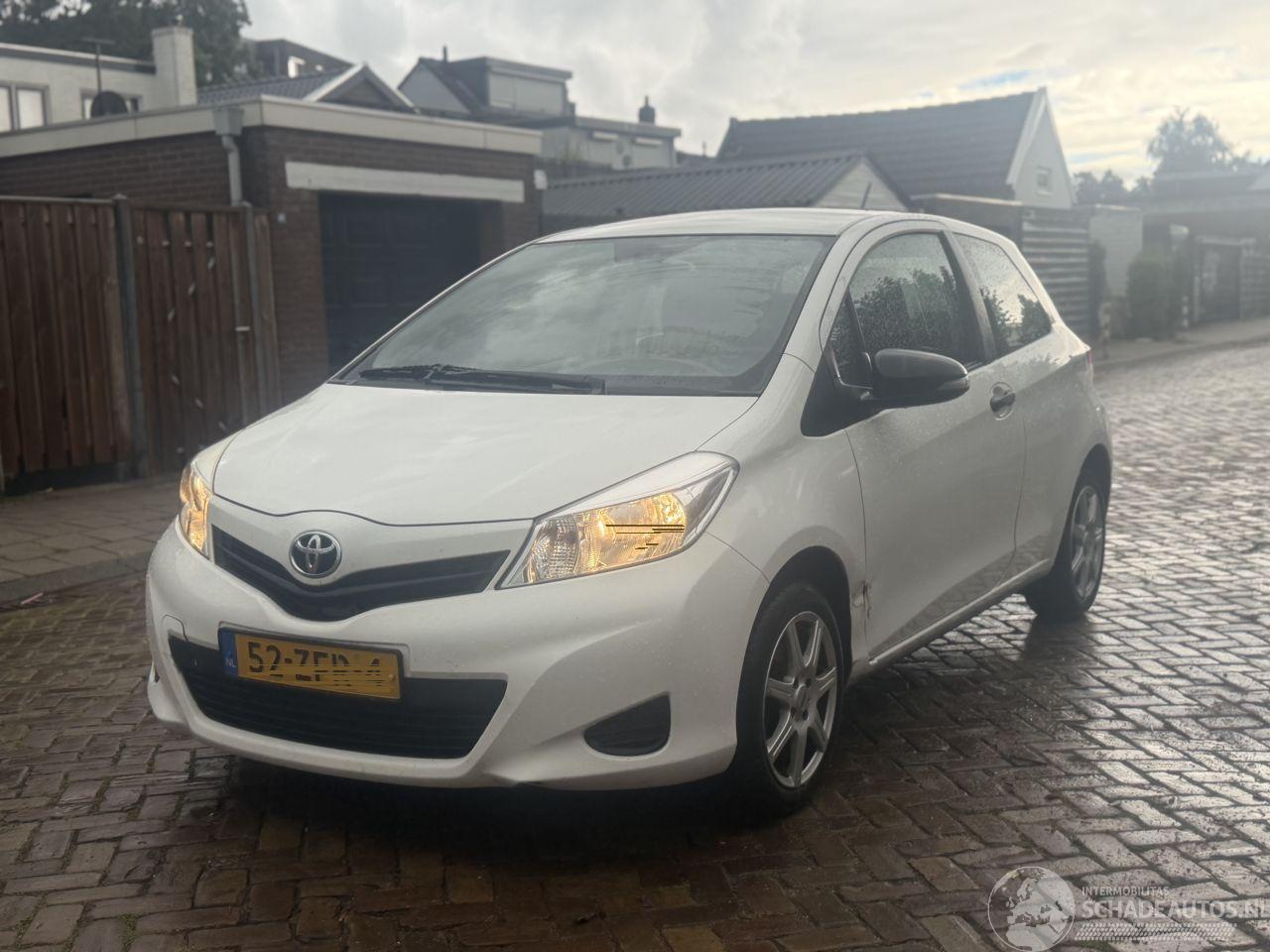 Toyota Yaris 1.0 VVT-i Comfort