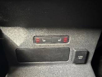 Land Rover Range Rover Velar 2.0 P250 Turbo AWD R-Dynamic SE picture 22