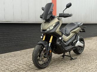 Honda  750 X - ADV - AKRA - CARBON picture 13