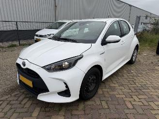 Unfallwagen Toyota Yaris 1.5 Hybride Automaat NAP!!! 2021/1