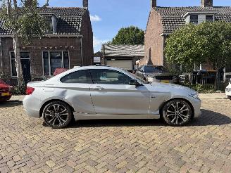 BMW 2-serie 220i Coupe Automaat picture 7