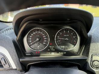 BMW 2-serie 220i Coupe Automaat picture 19