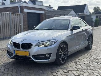 BMW 2-serie 220i Coupe Automaat picture 3