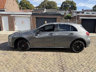 Mercedes A-klasse A180 AMG Pakket SFEER picture 17
