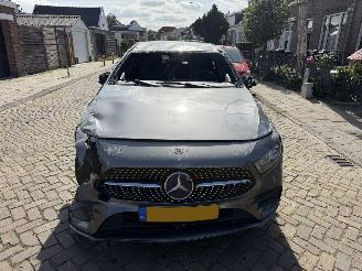 Mercedes A-klasse A180 AMG Pakket SFEER picture 3