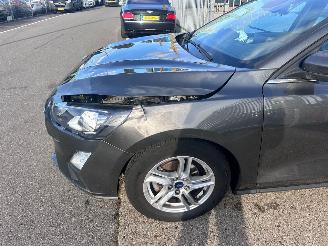 Ford Focus 1.0 EcoBoost hybride 125PK picture 20