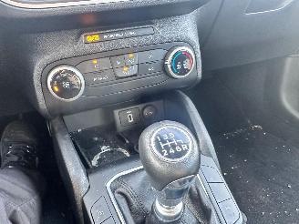 Ford Focus 1.0 EcoBoost hybride 125PK picture 12