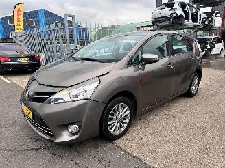 Voiture accidenté Toyota Verso 1.6 VVT-i 59.000KM 2016/4