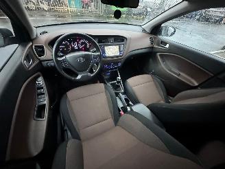 Hyundai I-20 1.0 T-GDI picture 7
