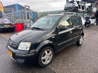 Damaged car Fiat Panda 1.2 EDIZIONE COOL / AUTOMAAT 2009/12