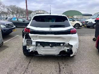 Peugeot e-208  picture 5