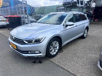 Damaged car Volkswagen Passat 1.6 TDI / DSG 2018/1