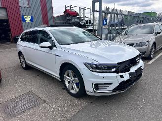 Volkswagen Passat 1.4 GTE / DSG / PANO / VOLLE AUTO / picture 4