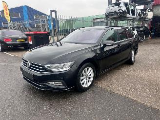 Voiture accidenté Volkswagen Passat 1.6 TDI / DSG 2020/4