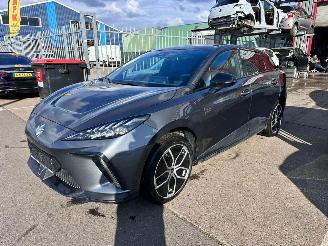 Voiture accidenté MG MG4  2024/7