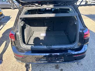 Volkswagen Golf 1.5 e-TSI / DSG / picture 13