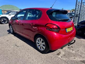 Peugeot 208 1.2 BLUE LION picture 6