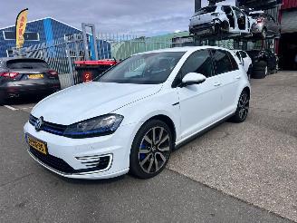 Volkswagen Golf 1.4 GTE / DSG / TSI / picture 1