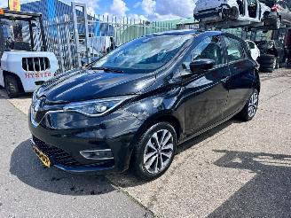Unfallwagen Renault Zoé R135 ZEN 52 KWH 2020/7